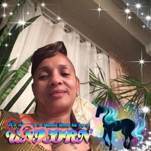 Meet your Posher, Annette